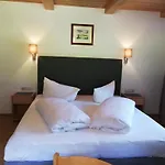 Gschwandthof Apartman *